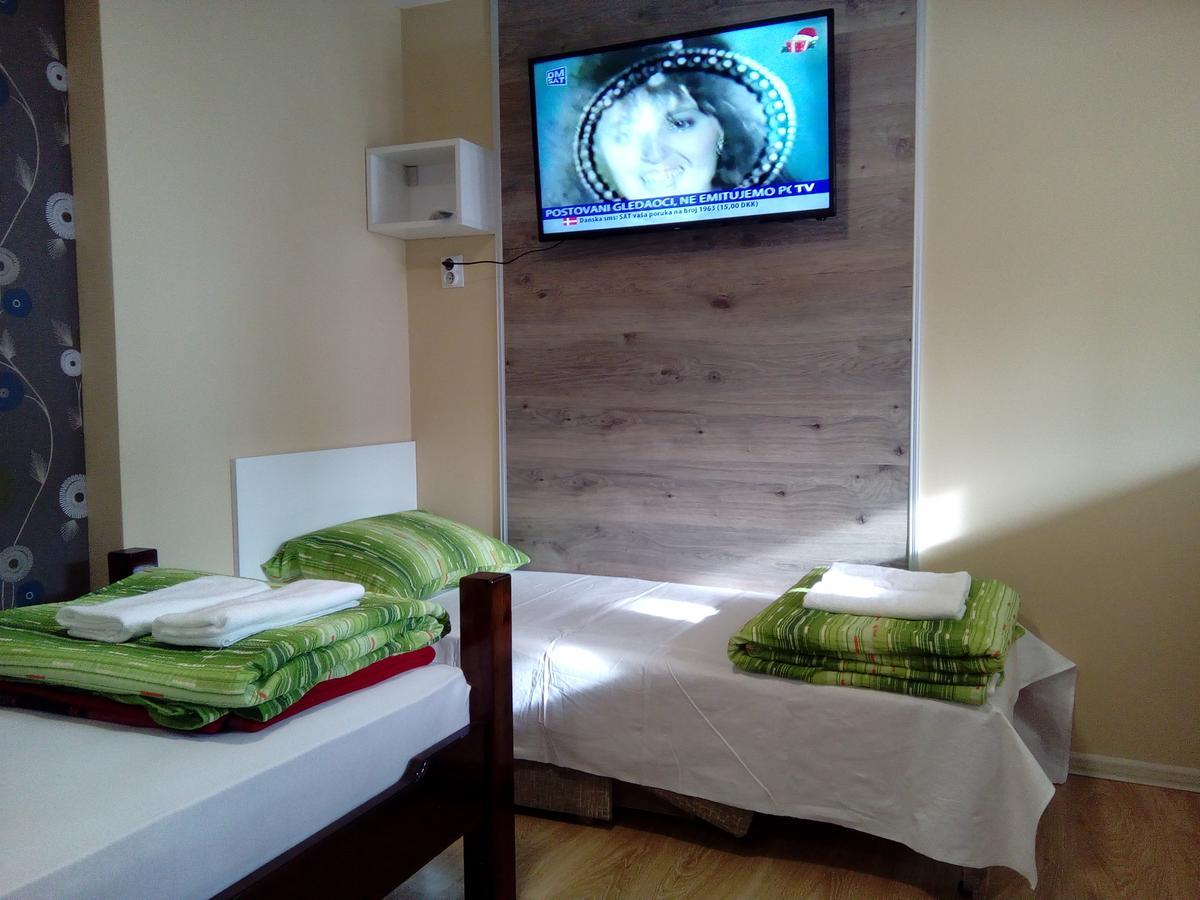Caffe Pizzeria I Apartmani Bona Fides Nm Nova Varoš Екстериор снимка