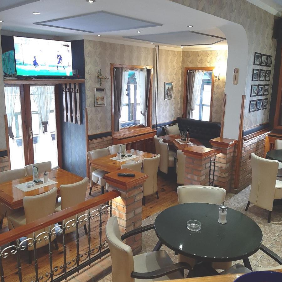 Caffe Pizzeria I Apartmani Bona Fides Nm Nova Varoš Екстериор снимка
